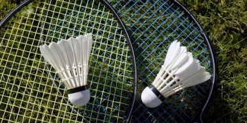 Let our independent expert reviews and data-driven shopping advice help you find the right badminton racket for you