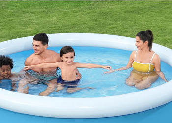 You can create a fun swimming environment for you and your family without damaging your yard, if you want to know how to choose the best inflatable pool